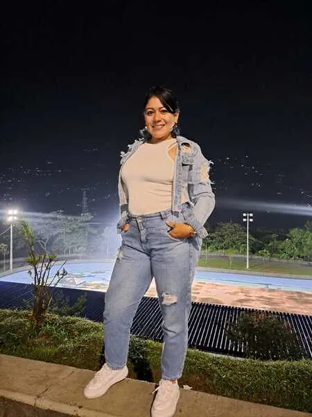 Live sex webcam photo for Susantrevor #6972330