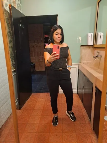 Live sex webcam photo for Susantrevor #6120454