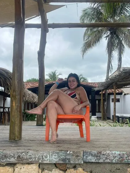 Live sex webcam photo for Susantrevor #6333440