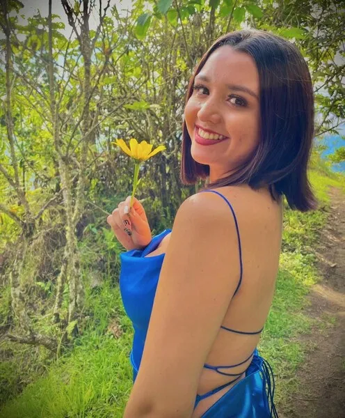 Live sex webcam photo for HannaRoggers #5650536