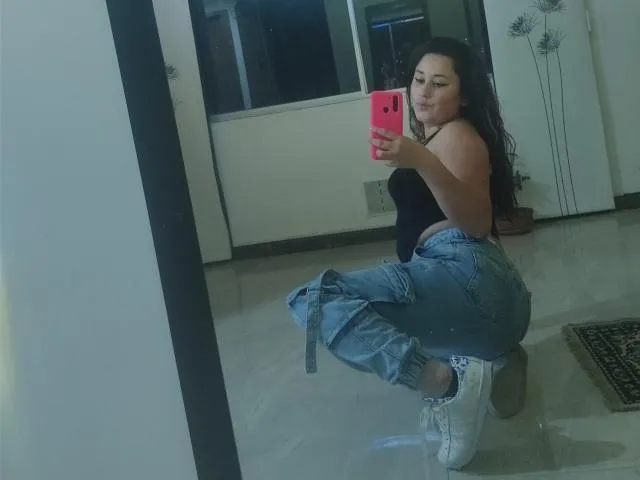 Live sex webcam photo for corynaRoss #5468177