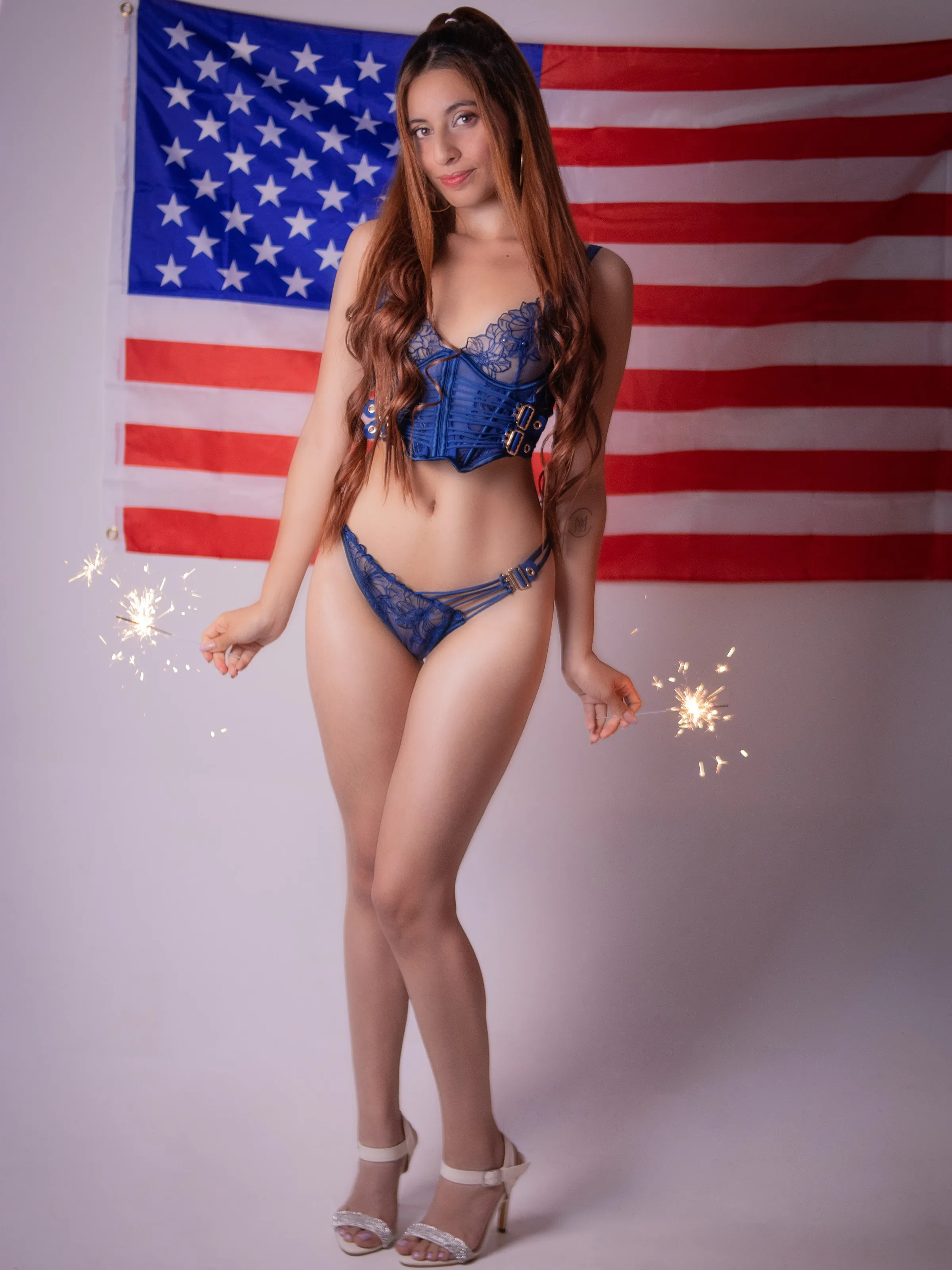 Live sex webcam photo for LaurenColinss #7125619