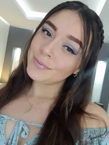 Live sex webcam photo for MelissaBotero #5494575