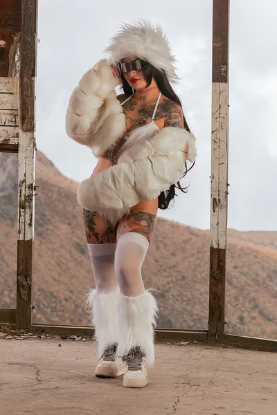 Live sex webcam photo for SabrinaPaytonn #5588983