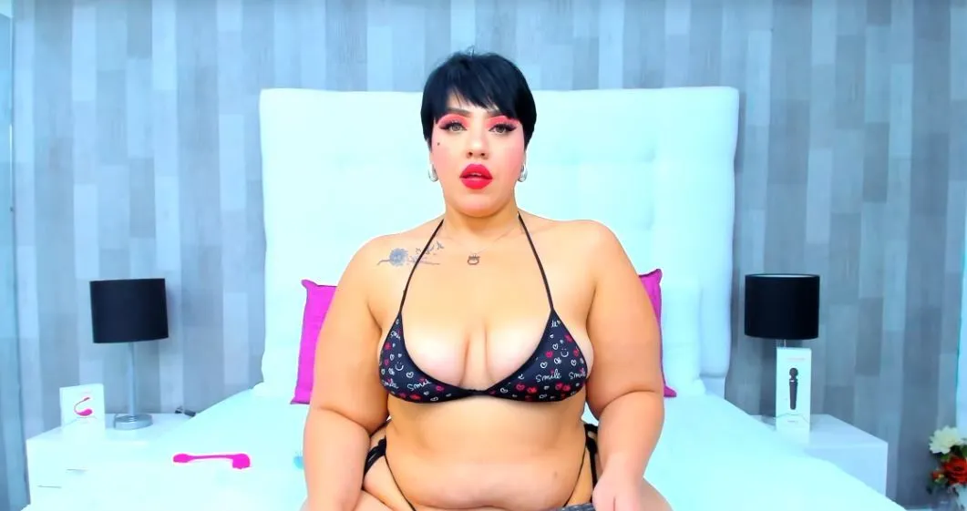 Live sex webcam photo for LeahMillerh #7182629
