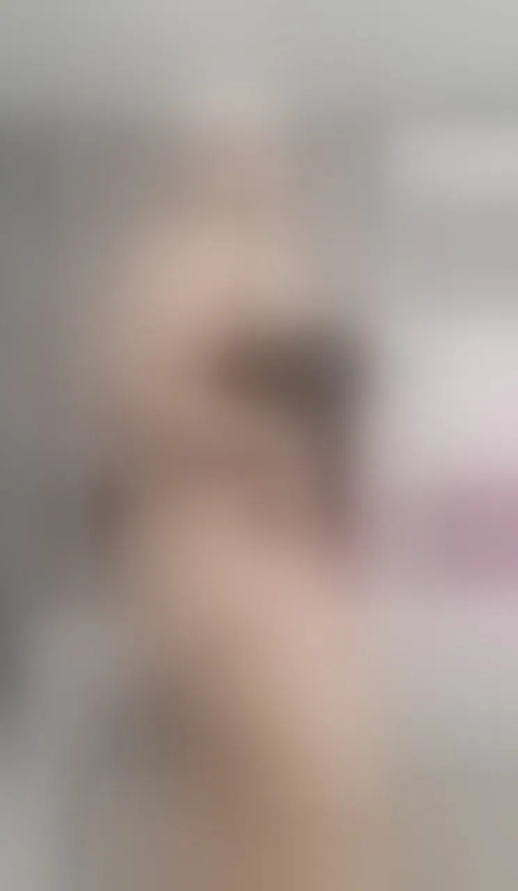 Live sex webcam photo for LeahMillerh #8245413