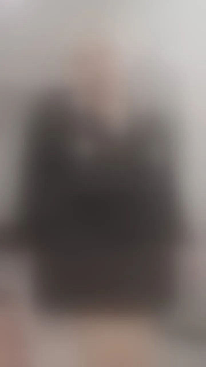 Live sex webcam photo for LeahMillerh #8466750