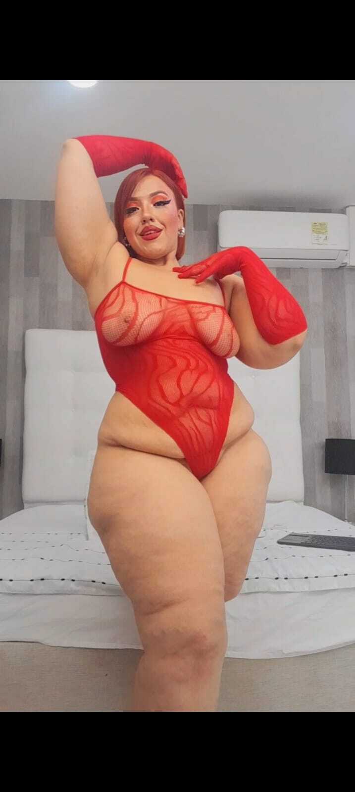 Live sex webcam photo for LeahMillerh #7182297