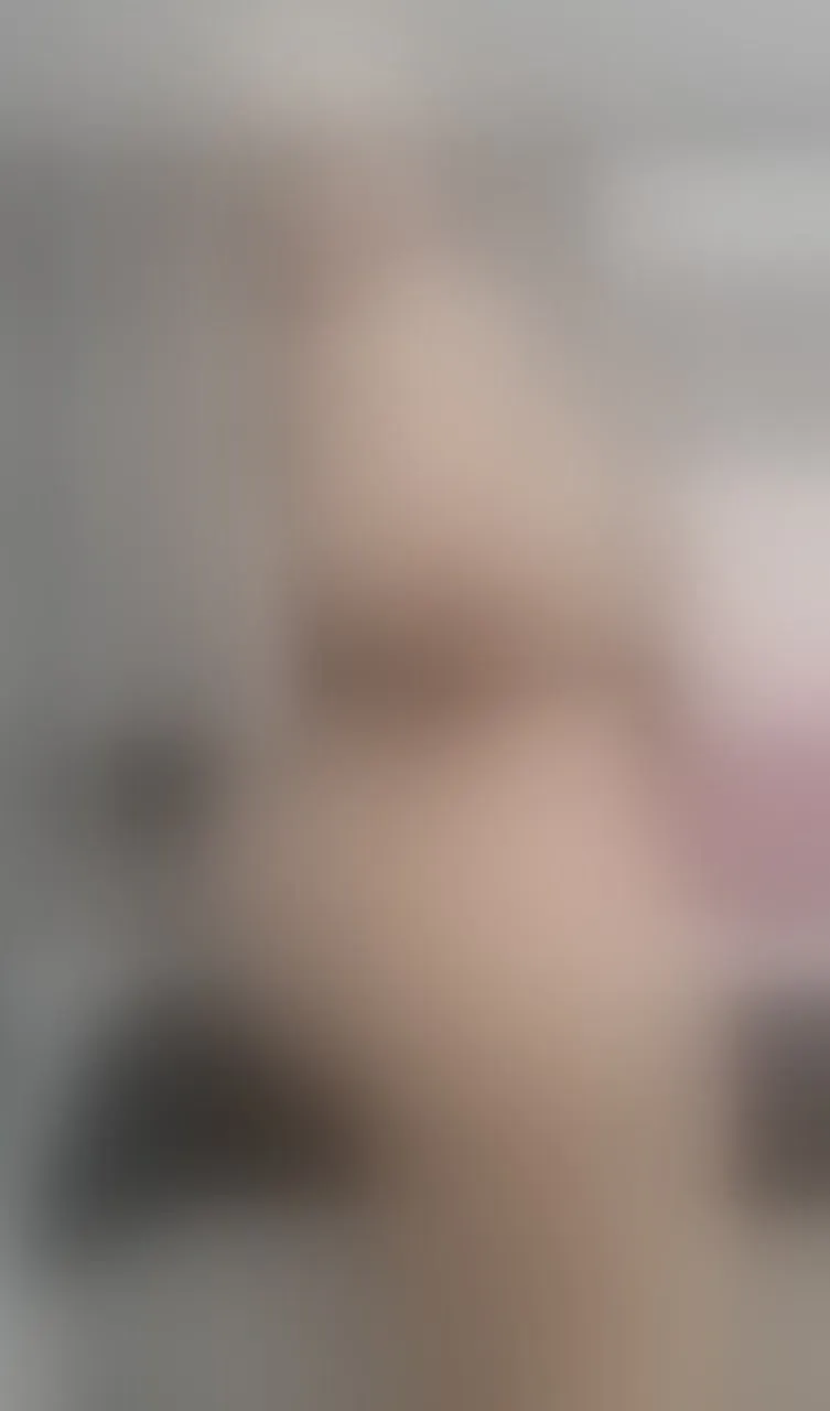 Live sex webcam photo for LeahMillerh #8466760