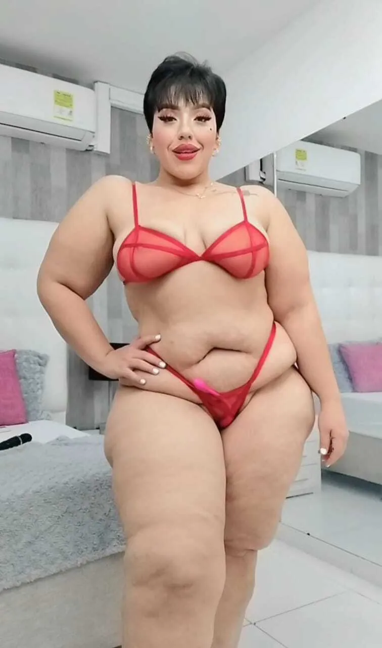 Live sex webcam photo for LeahMillerh #7182631