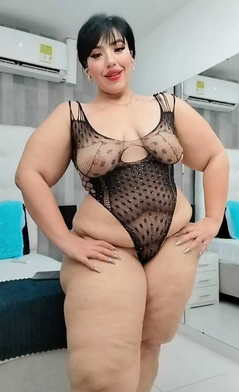 Live sex webcam photo for LeahMillerh #7182545