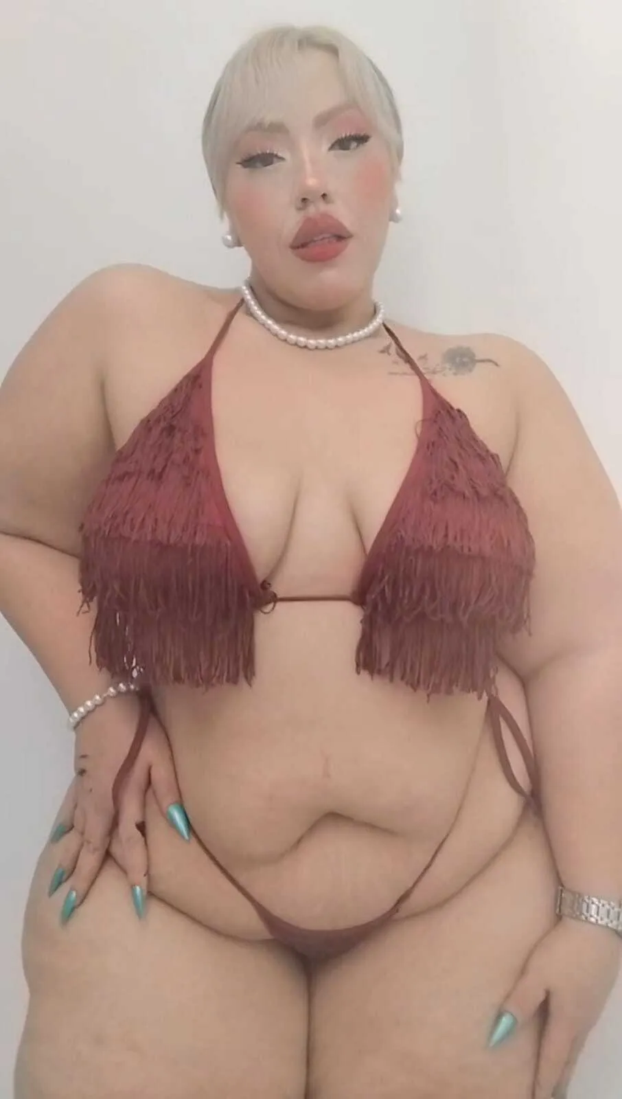 Live sex webcam photo for LeahMillerh #8099144