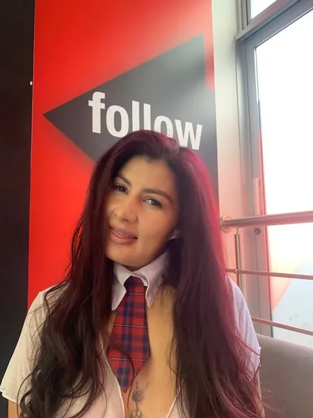 Live sex webcam photo for Nikkytaylord #6123775