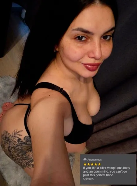 Live sex webcam photo for AnnaisQuin #7355023