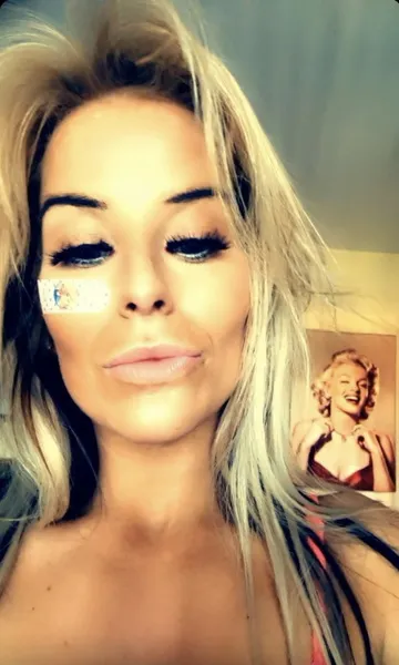 Live sex webcam photo for CinnaBunny #5610263