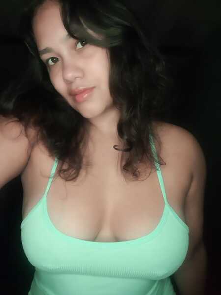 Live sex webcam photo for LILIFOXY #5463565