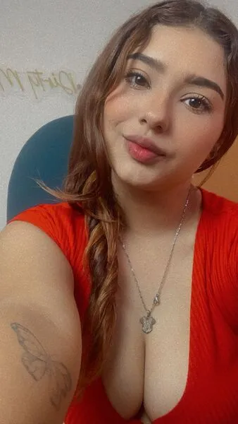 Live sex webcam photo for KiittyyHott #6177594