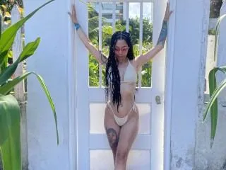 Live sex webcam photo for XimenBrookeX #6576986