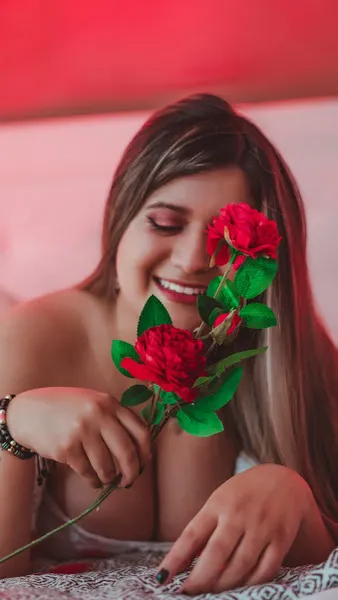 Live sex webcam photo for Sophieevansx #6541100