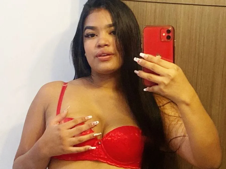 Live sex webcam photo for melicoorlettee #5840824