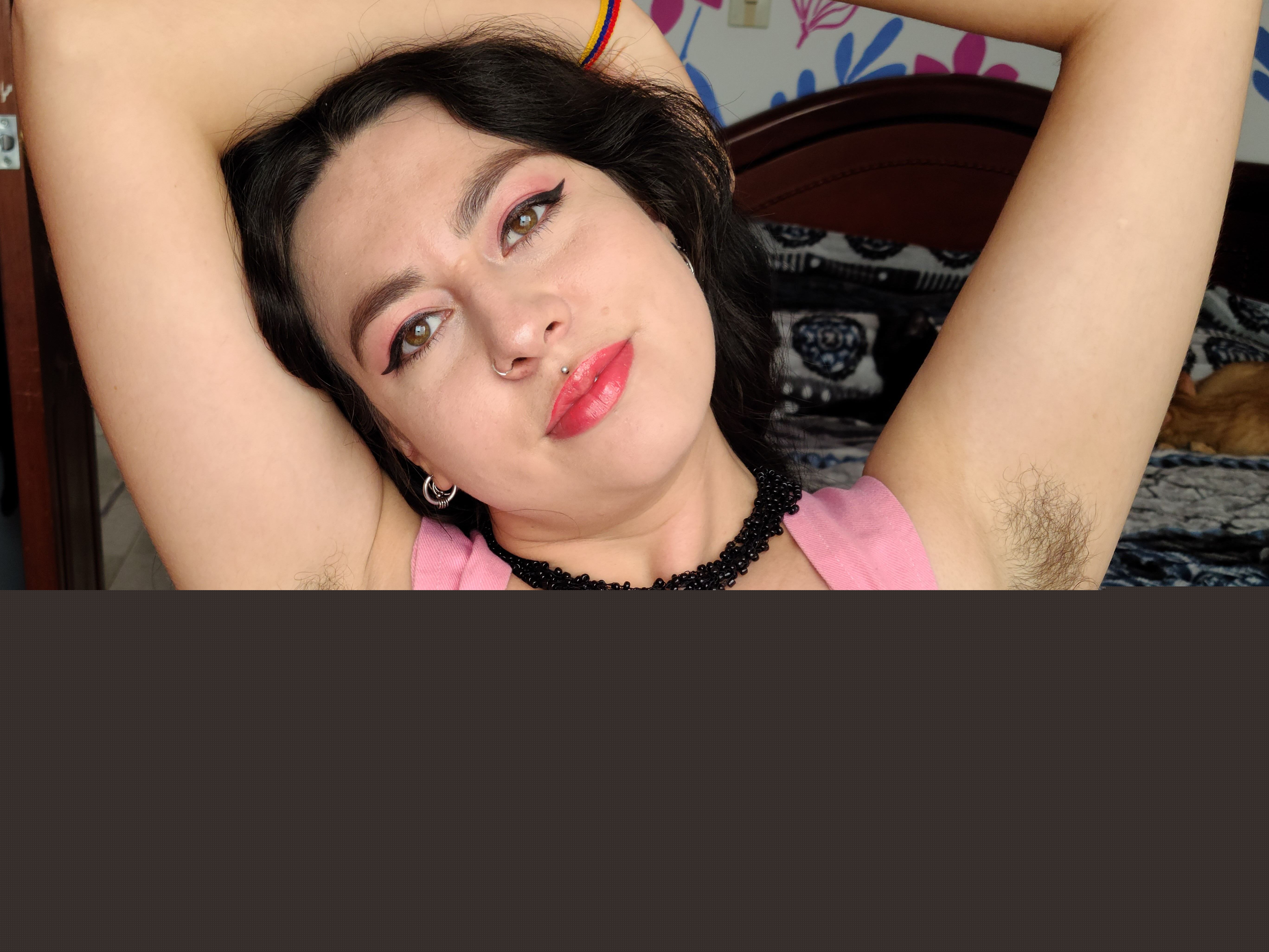 Live sex webcam photo for Justanothergiirl #5548661