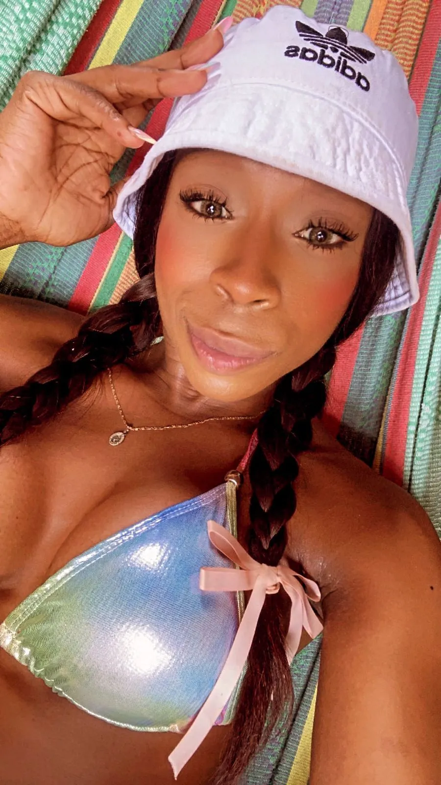 Live sex webcam photo for hollyBrisstol90 #7885710