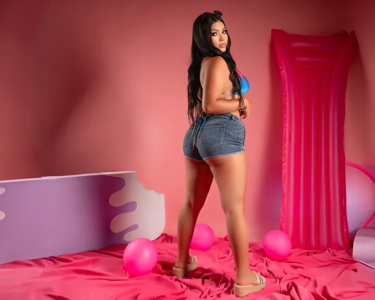 Live sex webcam photo for CloeRous #6313486