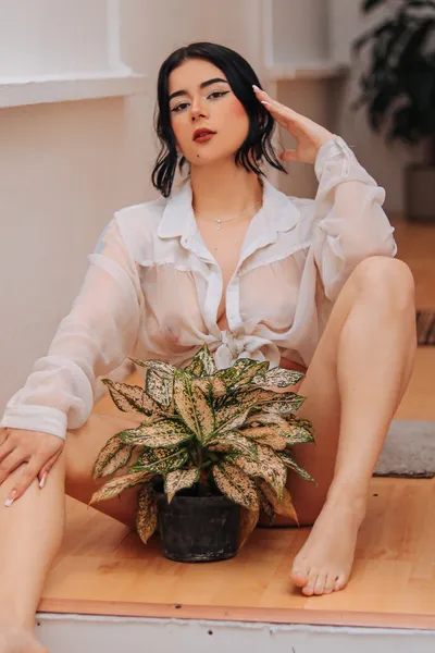 Live sex webcam photo for AstridRobert #5502776