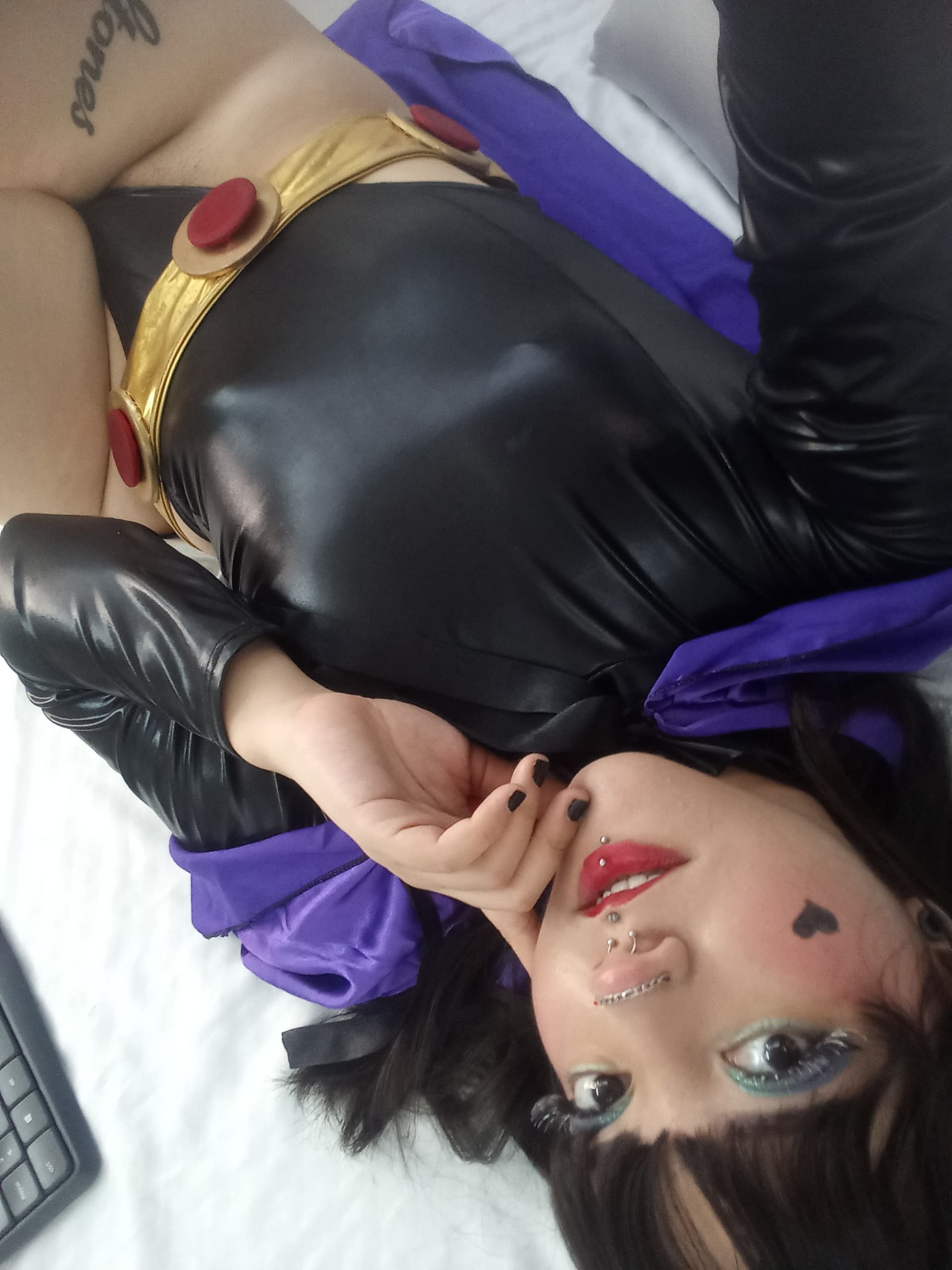 Live sex webcam photo for CharlotteMeyers #7251217