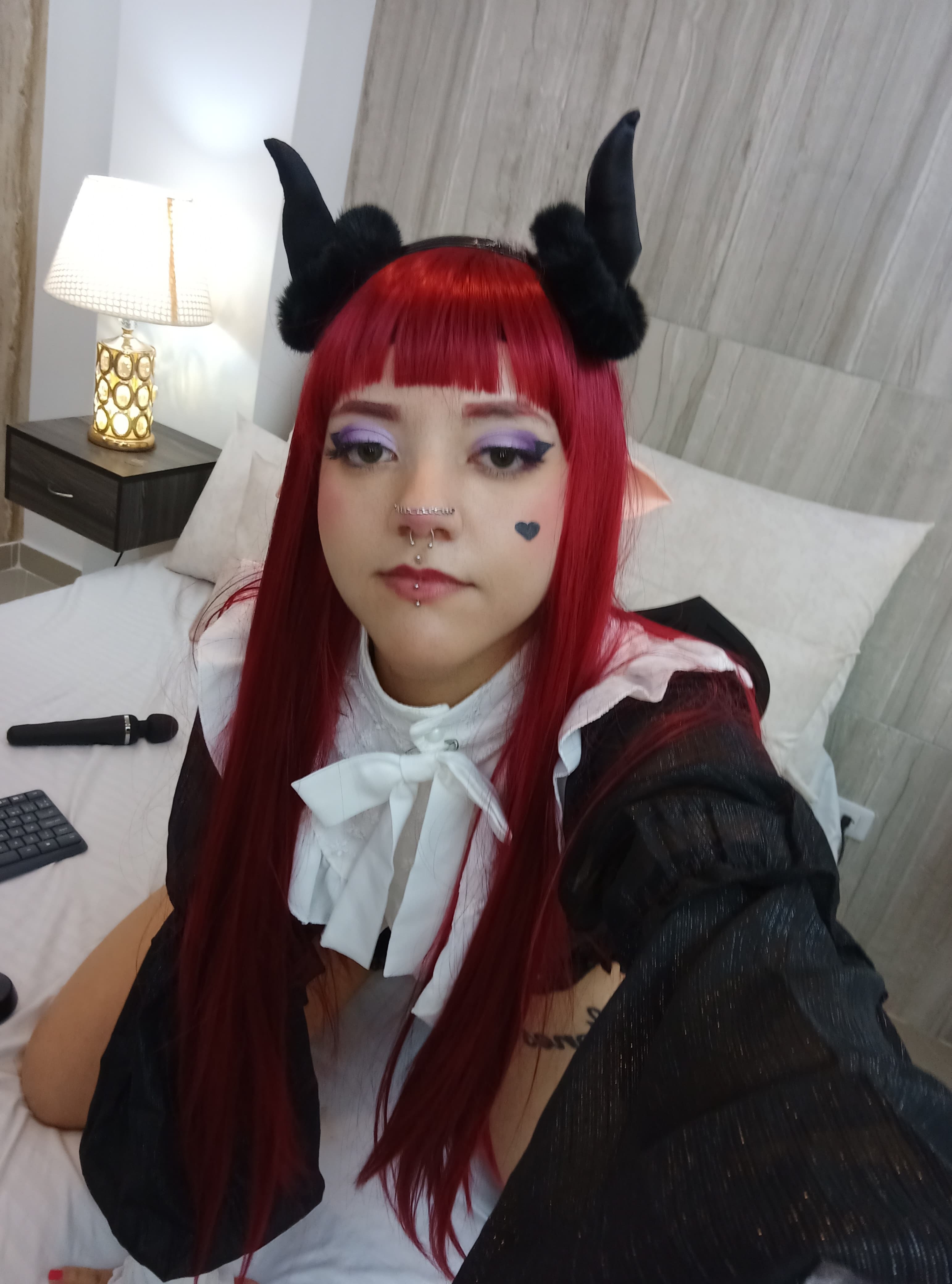 Live sex webcam photo for CharlotteMeyers #7250969