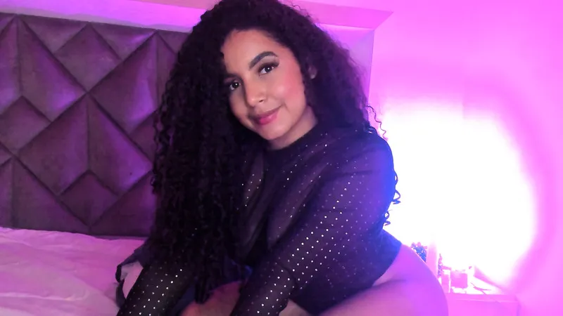 Live sex webcam photo for CherryPetite21 #5495700