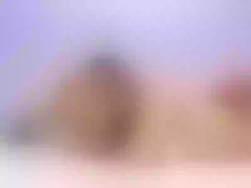 Live sex webcam photo for AlizVaughan #5490937