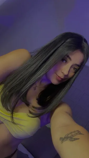 Live sex webcam photo for SofiiaPavon #5683189