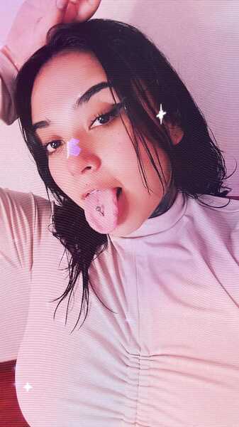 Live sex webcam photo for KimBlakee #6280275