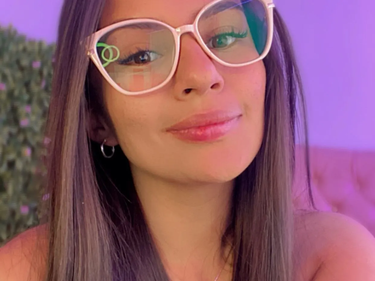 Live sex webcam photo for Alissonbell #5545419
