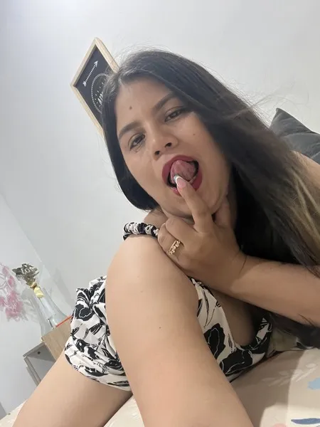 Live sex webcam photo for KimaFileds #5704125