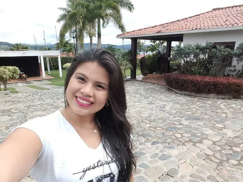 Live sex webcam photo for KimaFileds #5559094