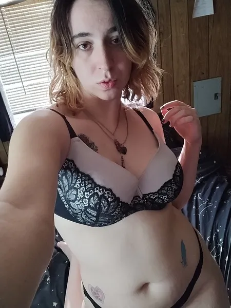 Live sex webcam photo for GoddessAstridHollow #5517158