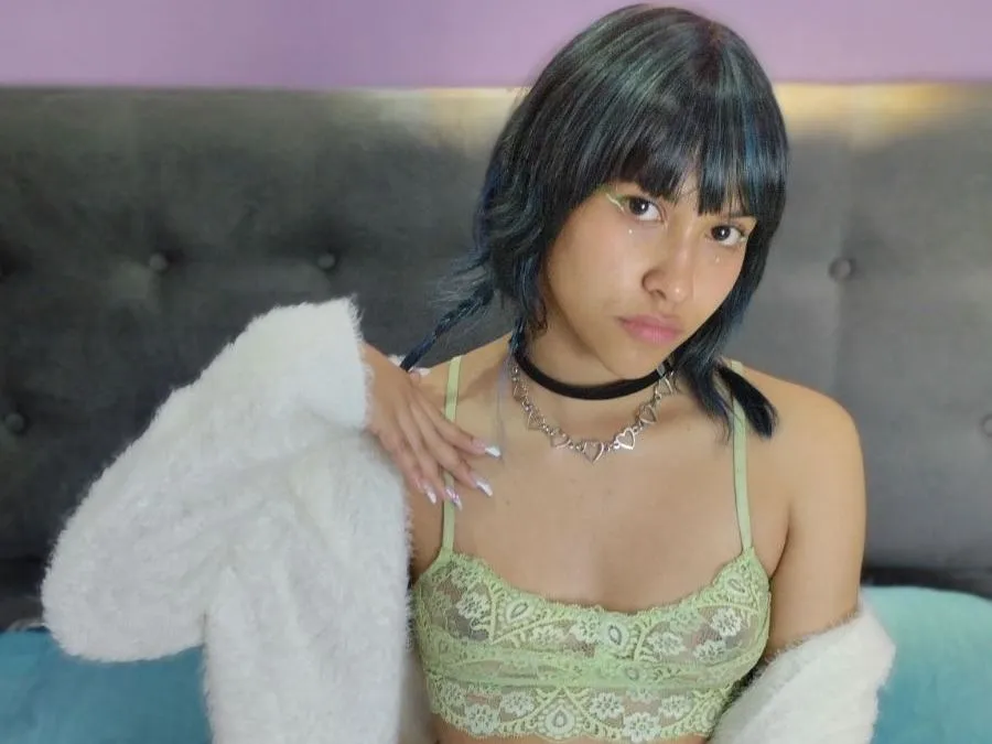 Live sex webcam photo for Cherryes #5506756