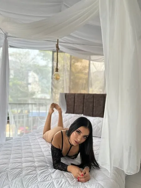 Live sex webcam photo for MollyRussel #5691977
