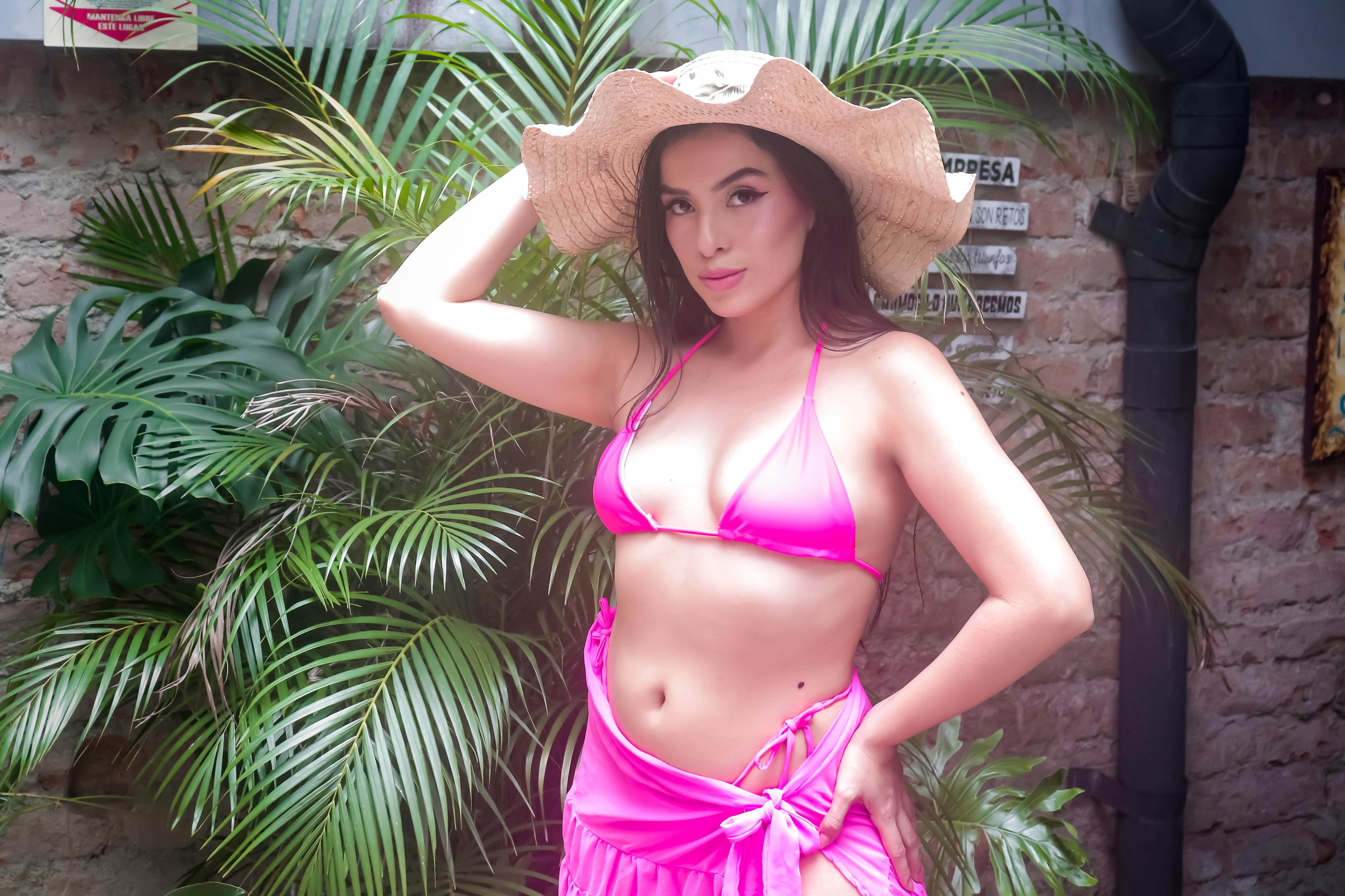 Live sex webcam photo for ScarletWite #7435694