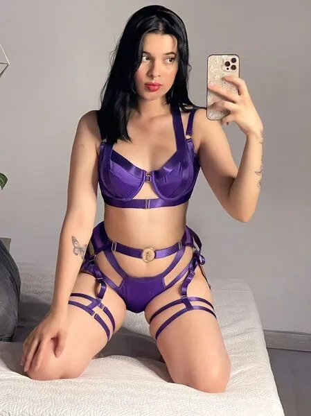 Live sex webcam photo for SabrinaSoto #5514013