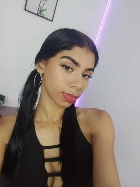 Live sex webcam photo for AdaXHott #6079382