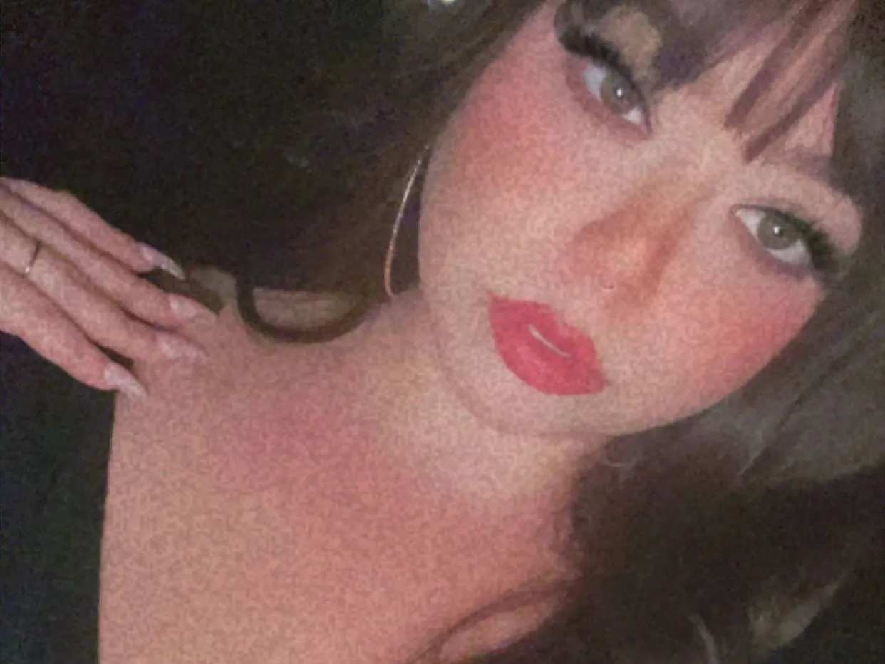 Live sex webcam photo for Oohlalaliviaa #5532429