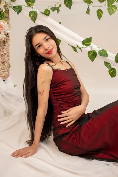 Live sex webcam photo for ValenMoore #7242968