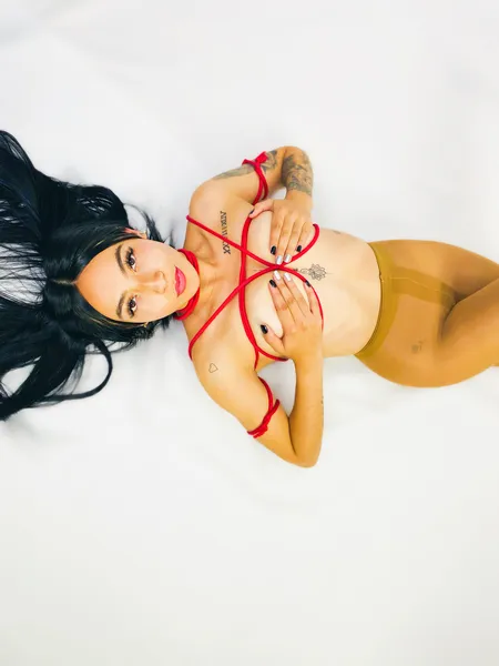 Live sex webcam photo for LiaGreyy #5618764