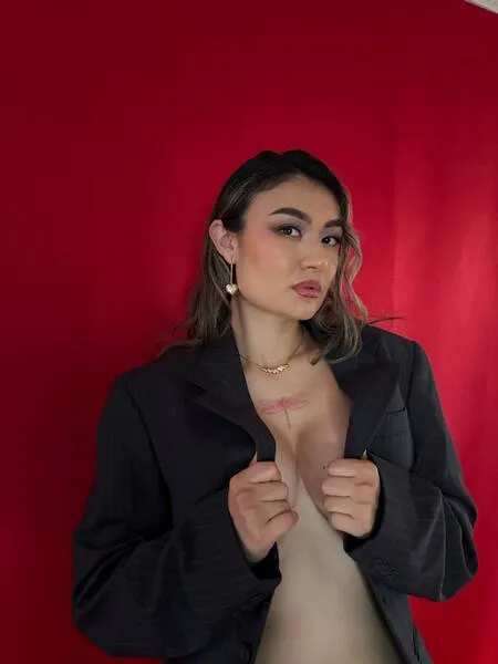 Live sex webcam photo for VictoriaLennox #7404790