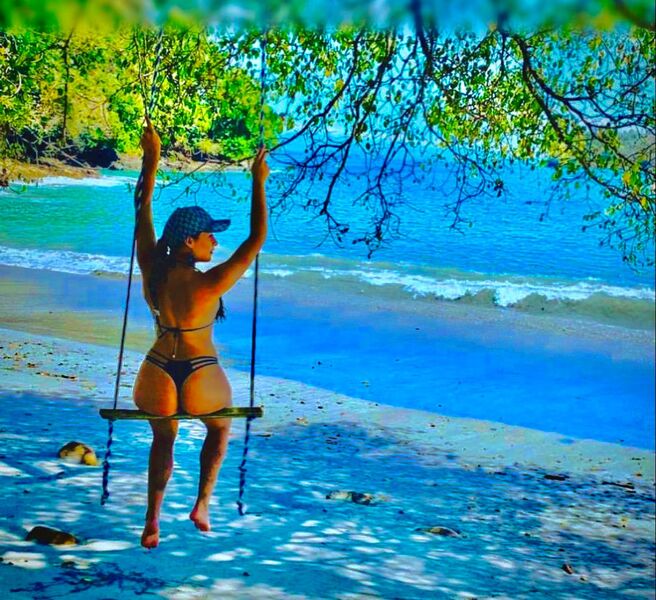 Live sex webcam photo for MiaHarpper #5554367