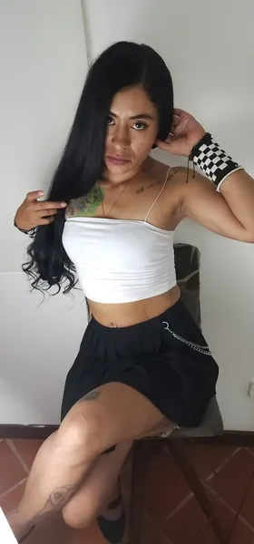 Live sex webcam photo for LunaColliins #5543613