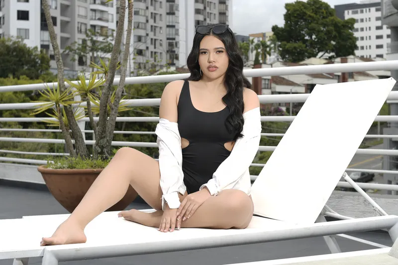 Live sex webcam photo for Violetsanchez #6128683